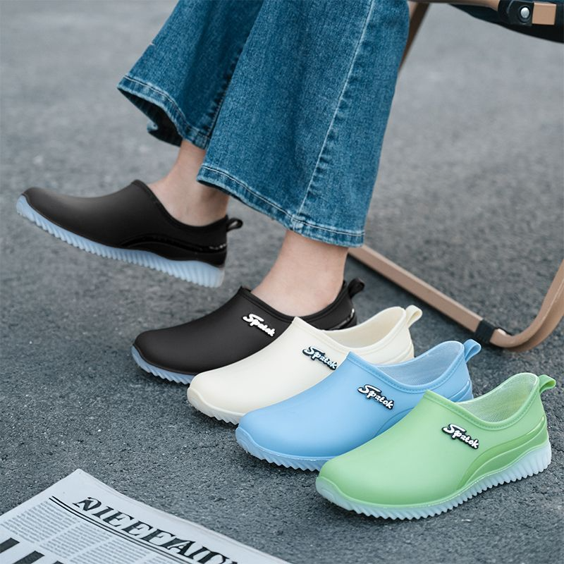 Women Kitchen Accessories - Damskie modne, nowe, wodoodporne buty przeciwdeszczowe